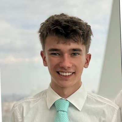 Alex LaMarca headshot